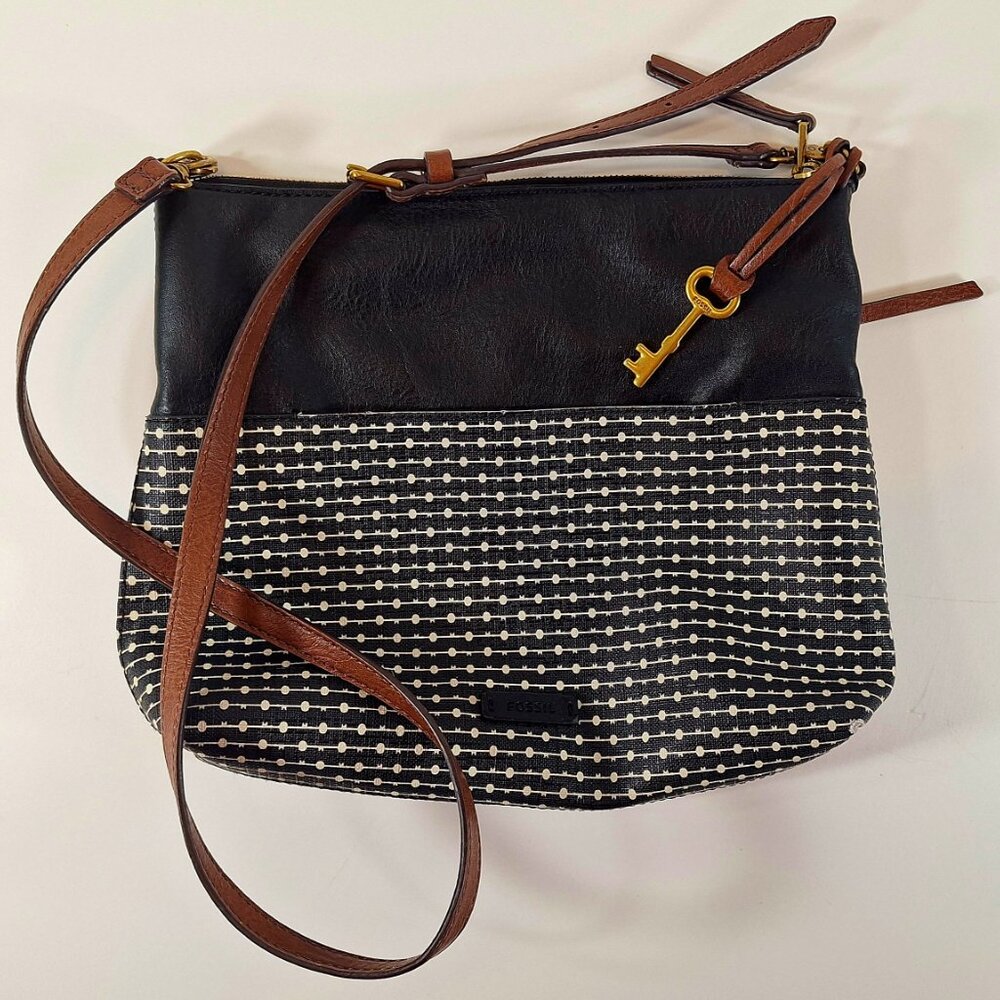Fossil Fiona Geometric Pattern Crossbody Black Wh… - image 3
